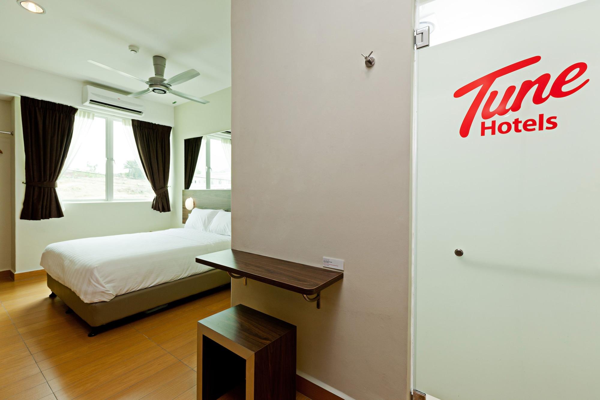 D'Concept Hotel Кулим Екстериор снимка
