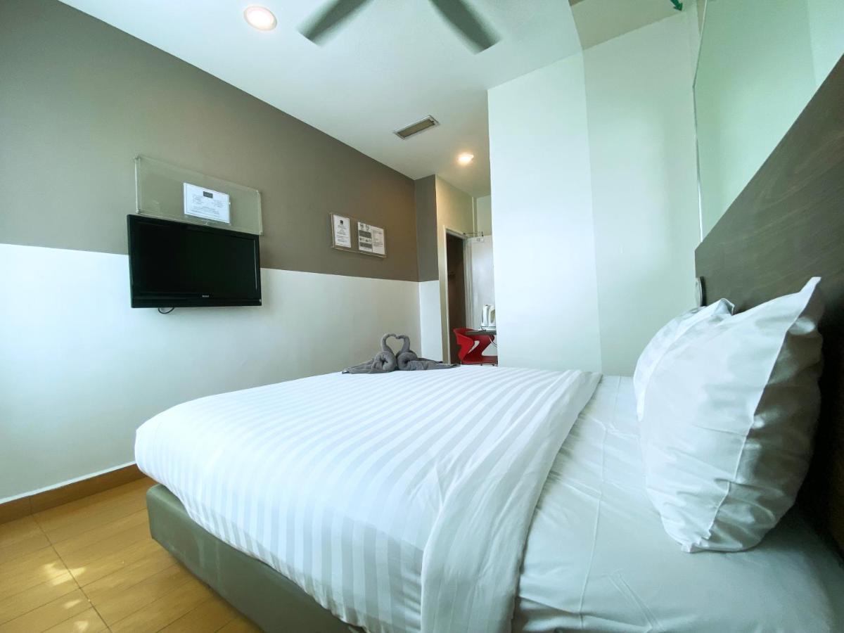 D'Concept Hotel Кулим Екстериор снимка