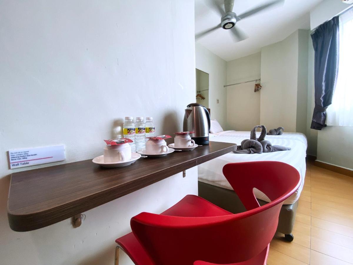 D'Concept Hotel Кулим Екстериор снимка